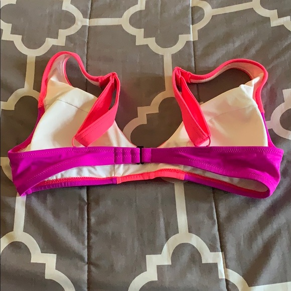 VS Pink swim top - Picture 2 of 7